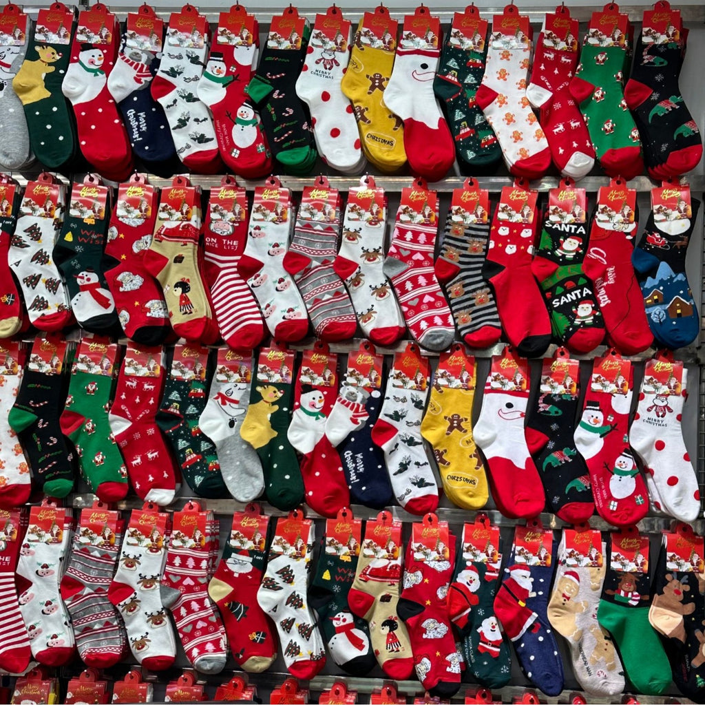25 Christmas Cross-Border New Santa Claus Holiday Surprise Socks In Stock Fun Manufacturer Wholesale Mid-Calf Trendy Socks