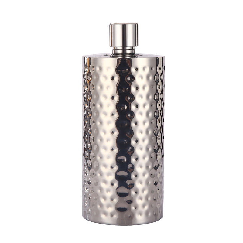 Manufacturer Direct Supply 304 Stainless Steel Wine Flask 0.5kg 1.0kg Thickened Portable Water Bottle Russian Cylindrical Small Liquor Bottle