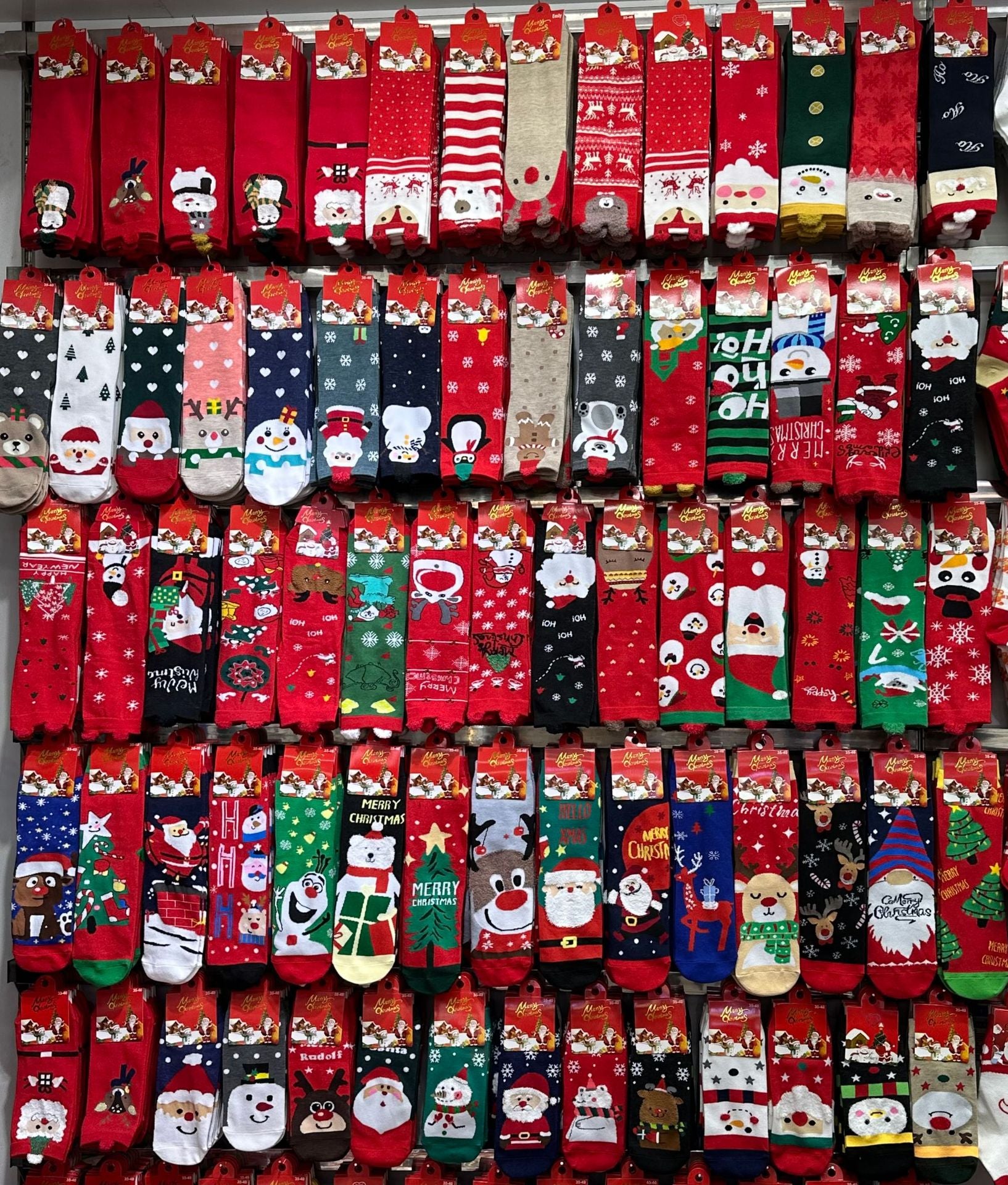 25 Christmas Cross-Border New Santa Claus Holiday Surprise Socks In Stock Fun Manufacturer Wholesale Mid-Calf Trendy Socks
